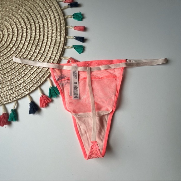 Victoria's Secret Dream Angels Lace V-String Panty Neon Nectar Large NEW - Picture 4 of 5